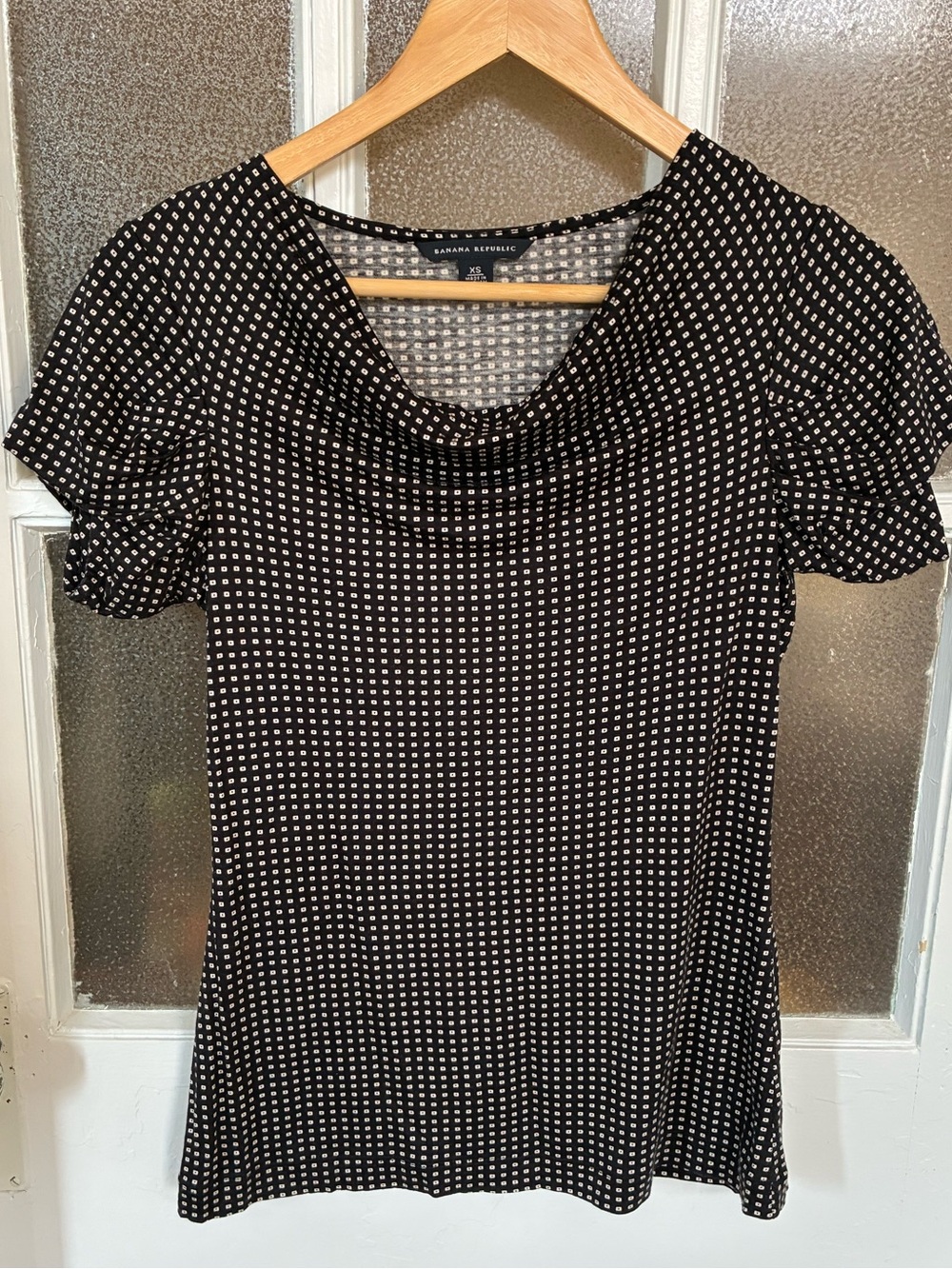 Banana Republic Women’s Black Geometric Puff Sleeve Top XS
